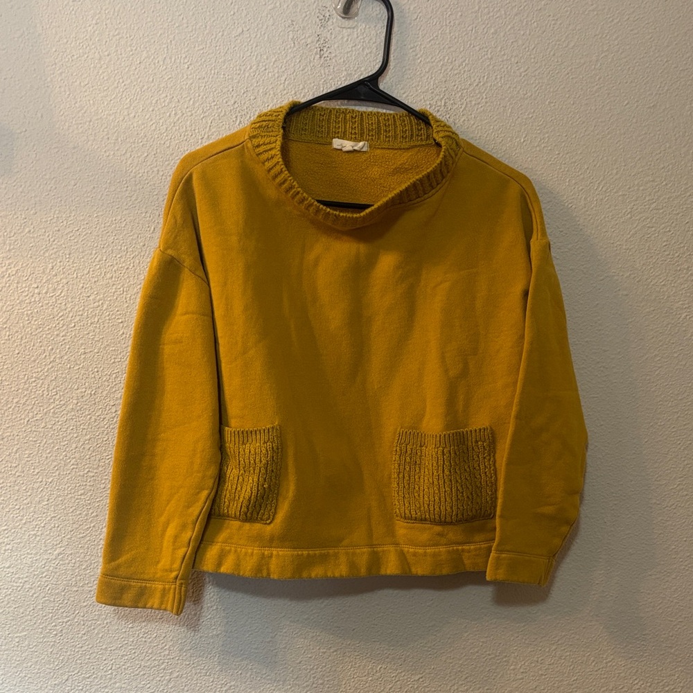 North Object De Petit Mustard Crewneck Sweater